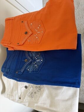 Nine West Bundle of 3 Embellished Pocket Jean Capris - Orange, Blue, White